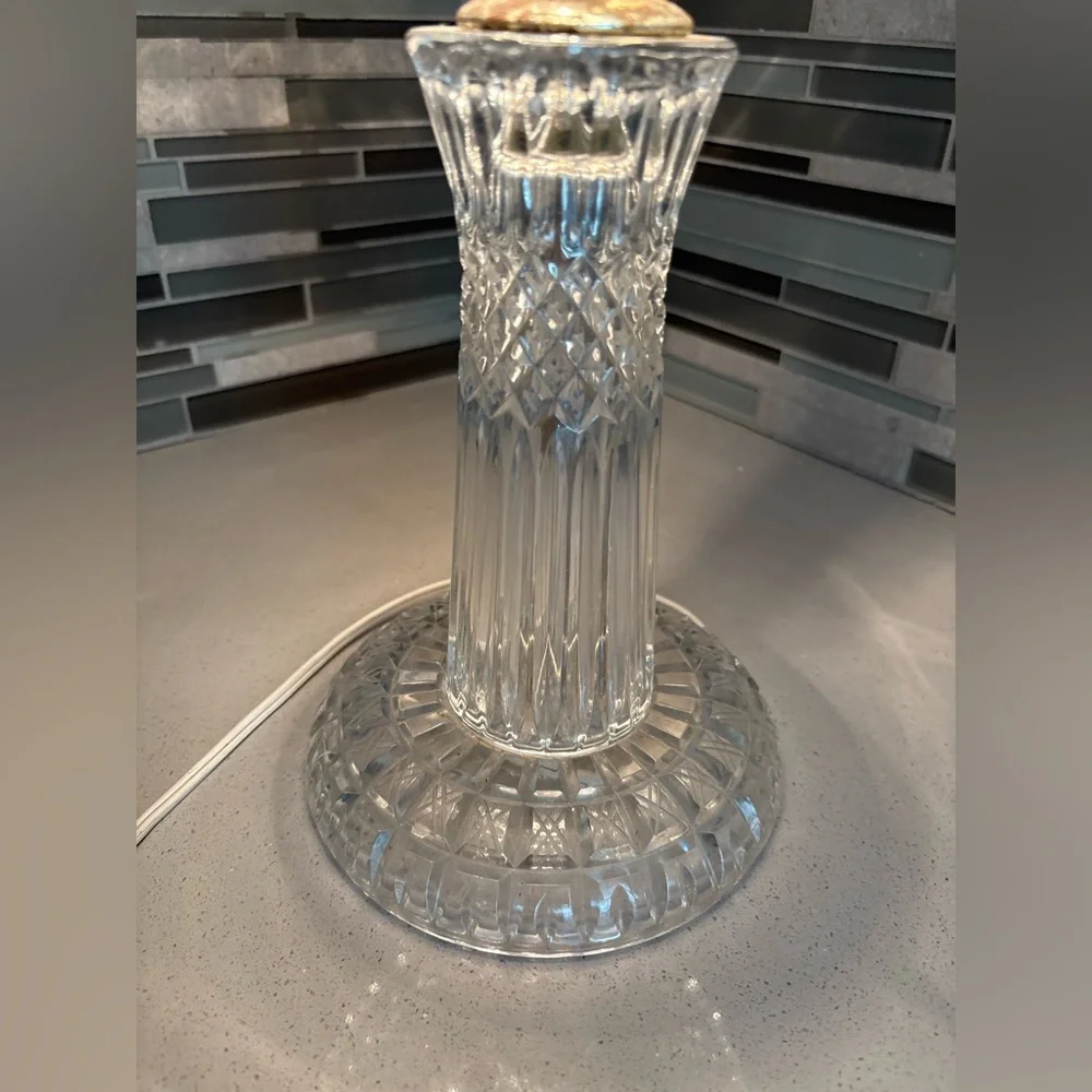 🏡 Vintage Crystal Table Lamp